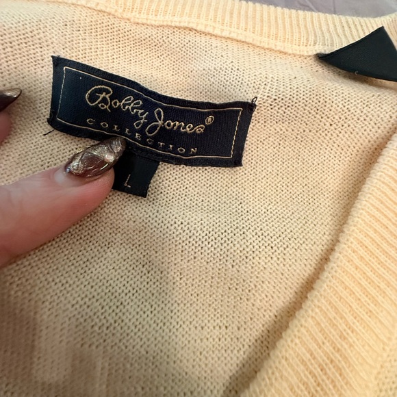 Bobby Jones 100% Merino Wool Yellow V-Neck Golf Sweater Size Large MSRP $225 - Picture 4 of 10